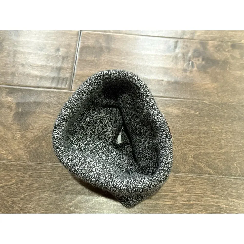 Carhartt Unisex Gray Acrylic Knit Beanie Hat One Size Winter Logo USA A18 019